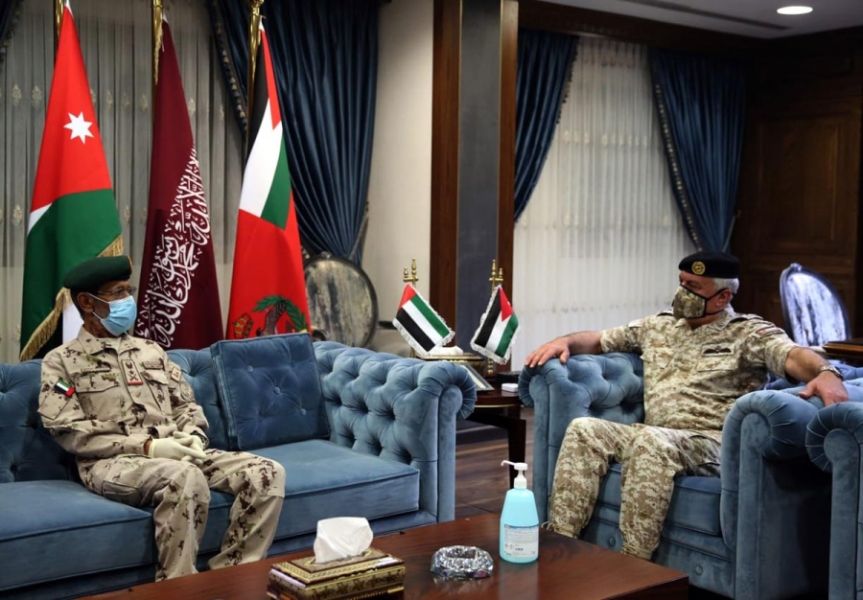 Army chief, UAE counterpart discuss military cooperation