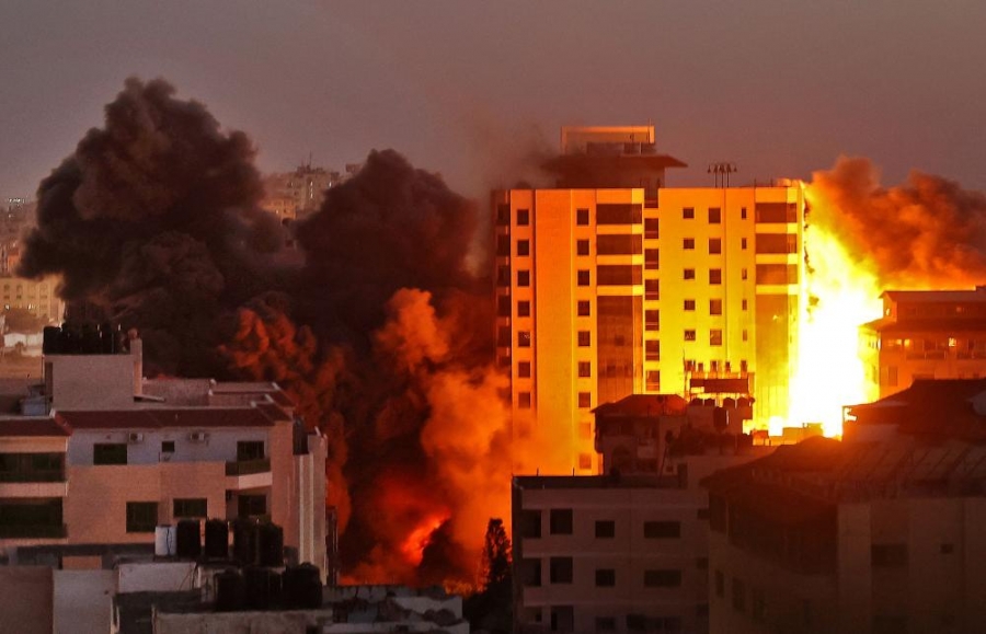 شهيدان وجرحى جراء قصف طائرات الاحتلال شرق غزة