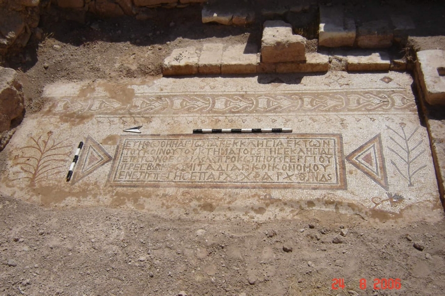 الحصان يؤكد أهمية الاكتشافات الأثرية في محافظة المفرق وضرورة المحافظة عليها