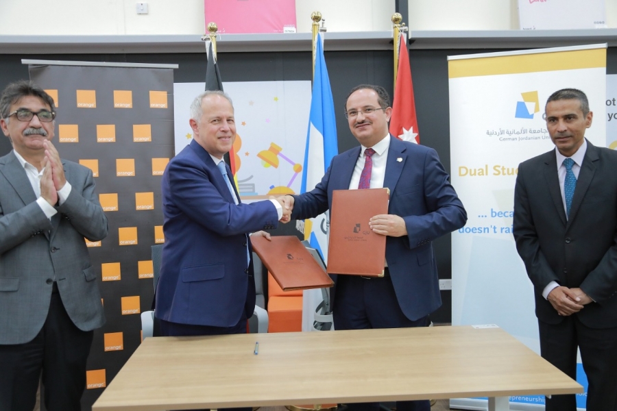 اتفاقية استراتيجية تجمع أورنج الأردن والألمانية الأردنية في برنامج الدراسات الثنائية الجديد