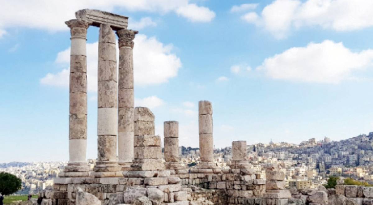 انخفاض ملموس على درجات الحرارة اليوم وطقس معتدل حتى الجمعة