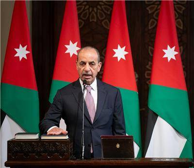 الكرك وزير الإدارة المحلية يتعرض لحادث سير 