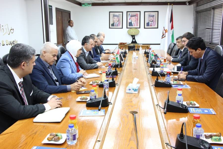 متابعة للزيارة الملكية القضاة يبحث مع وفد أوزبكي الإجراءات التنفيذية للتعاون الاقتصادي 