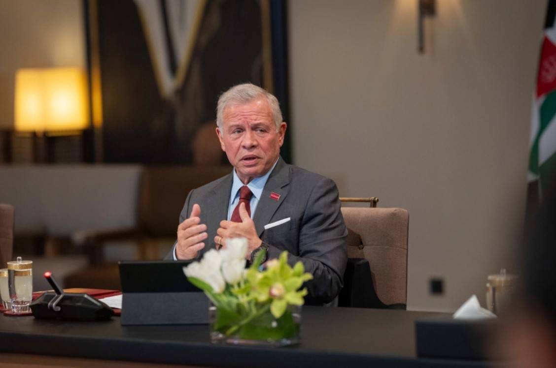  الملك يجتمع في نيويورك بأعضاء جمعية الأطباء الأردنية الأمريكية ويبحث فرص تعزيز دعم القطاع الطبي في المملكة