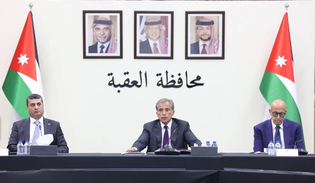 رئيس الوزراء العقبة ستكون منطلقاً لأهم المشاريع الاستراتيجية الوطنية فهي نقطة البداية لمشروع الناقل الوطني للمياه ومشاريع السكك الوطنية