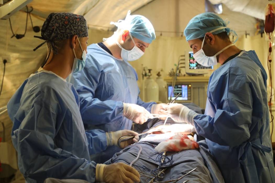 المستشفى الميداني الأردني غزة7 يجري عملية جراحية نوعية