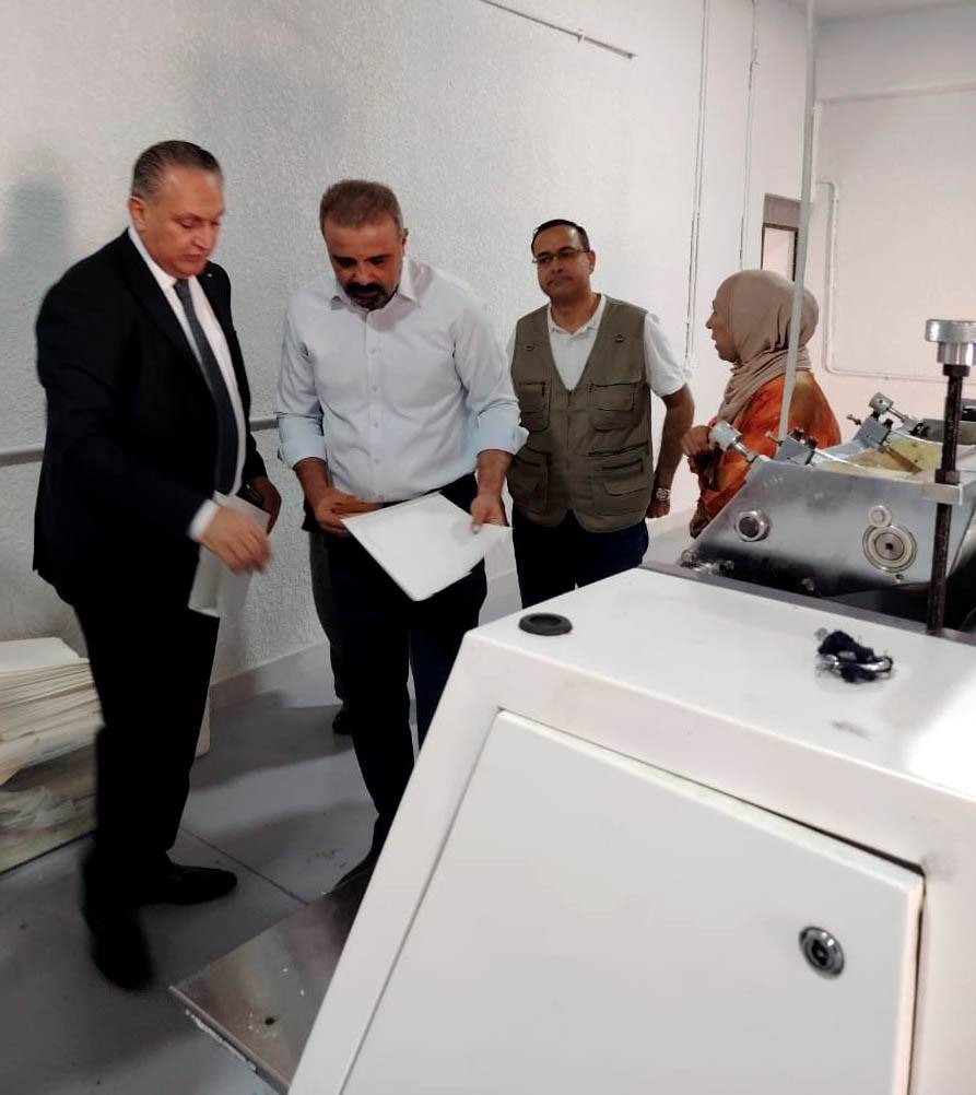 وزير البيئة يزور مصنعي بوابة العقبة و بيت الورد لتعزيز الاستدامة ودعم الاقتصاد الأخضر