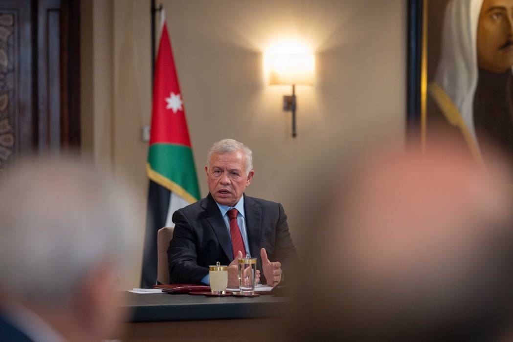 الملك يلتقي رؤساء وزراء سابقين للحديث عن التطورات بالمنطقة ونتائج زيارة نيويورك