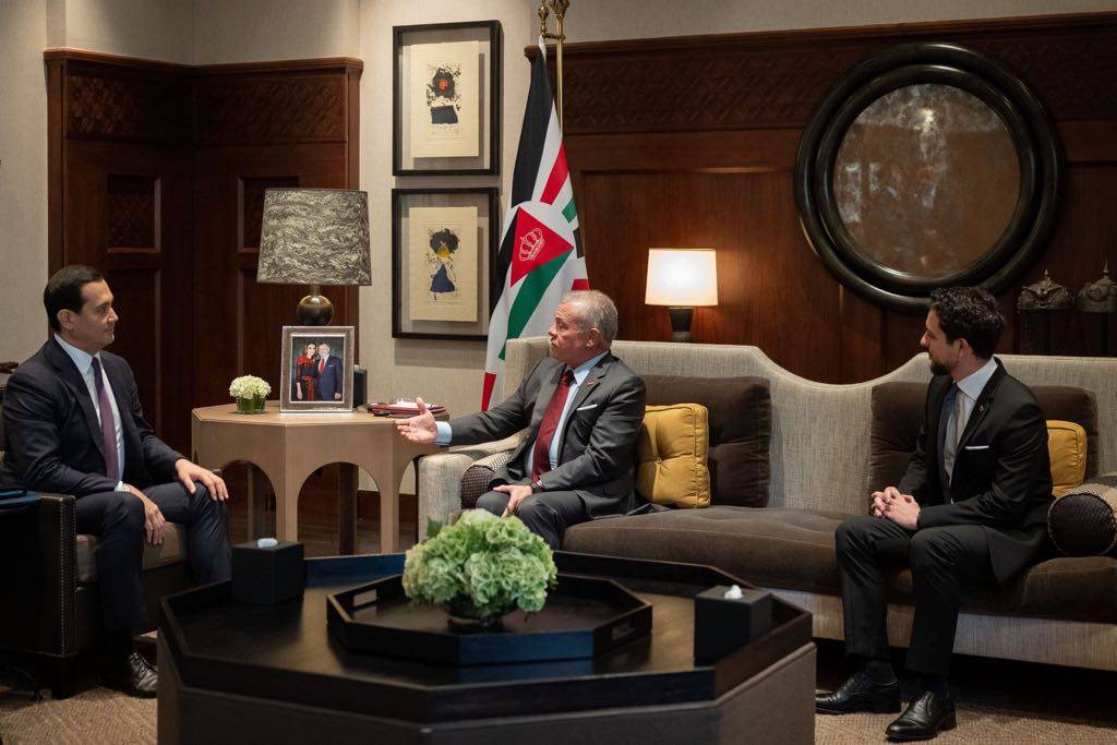 الملك يستقبل مستشار رئيس جمهورية أوزبكستان