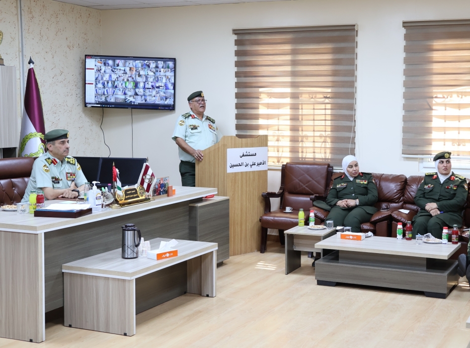 مدير عام الخدمات الطبية الملكية يفتتح مستودعات طبية ووحدة تصوير الثدي الشعاعي في مستشفى الأمير علي بن الحسين العسكري