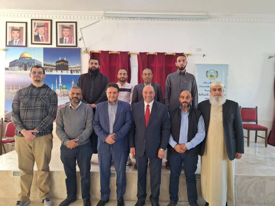 أوقاف البلقاء تطلق مبادرة ‘الخطيب الصامت’  لموظفيها لتسهيل إيصال الخطاب الديني بلغة الإشارة 