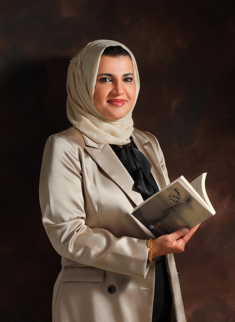 إصدار جديد للكاتبة مها صالح رحلة عبر المرايا يعكس تجاربها وآراءها حول القضايا العربية والاجتماعية