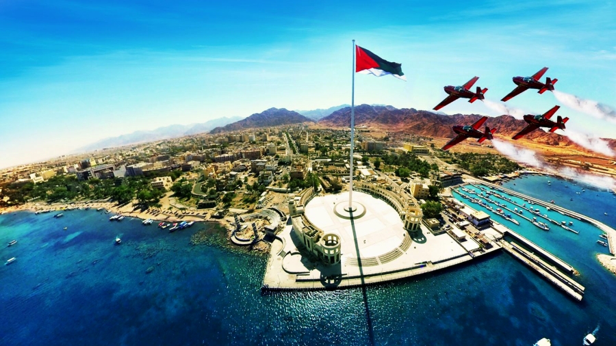 ثقافة العقبة تهدي القنصلية المصرية أعمالا فنية تجسد عمق العلاقات الثقافية