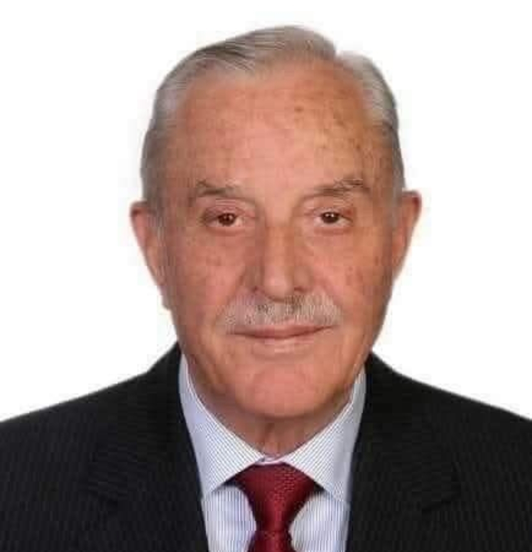 رئيس الوزراء الأسبق أحمد عبيدات يرقد على سرير الشفاء