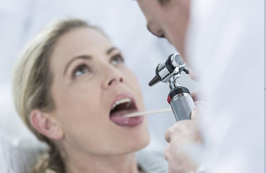 من الأبيض إلى الأسود دلالات تغير لون اللسان الصحية