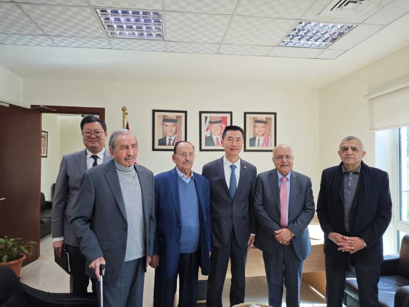 بدران يلتقي السفير الصيني قوه وي