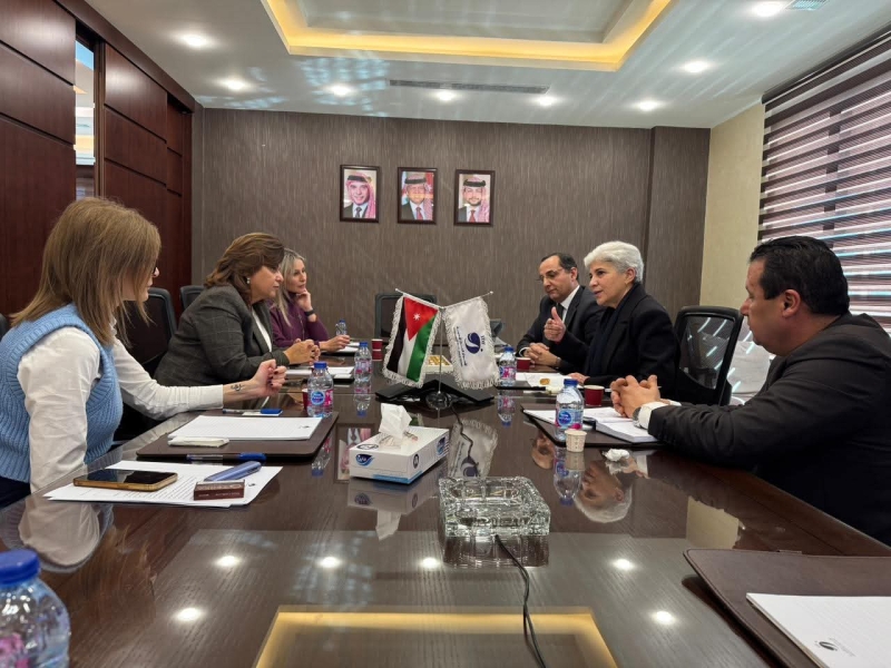 ‏  تعزيز  التعاون التجاري والشراكة الاقتصادية بين تونس والأسواق الحرة الأردنية 