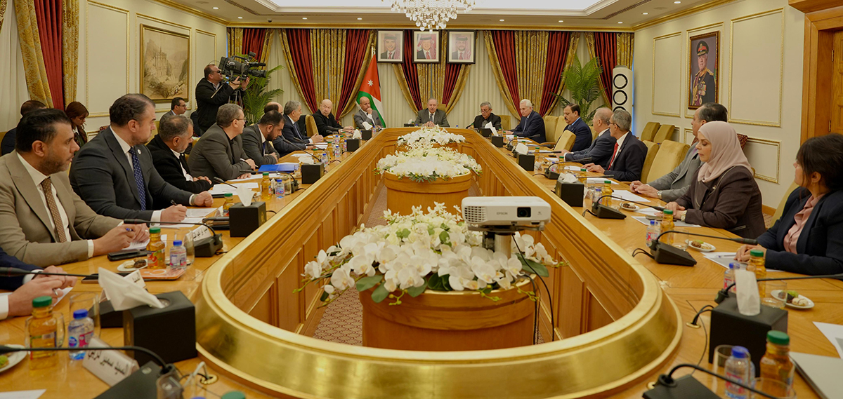 سياحة الأعيان تبحث تطوير التشريعات الناظمة للقطاع 