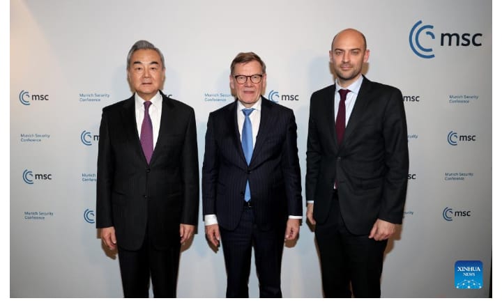 ‏وزير الخارجية الصيني يحث على بذل جهود مشتركة مع الاتحاد الأوروبي لمواجهة التحديات العالمية