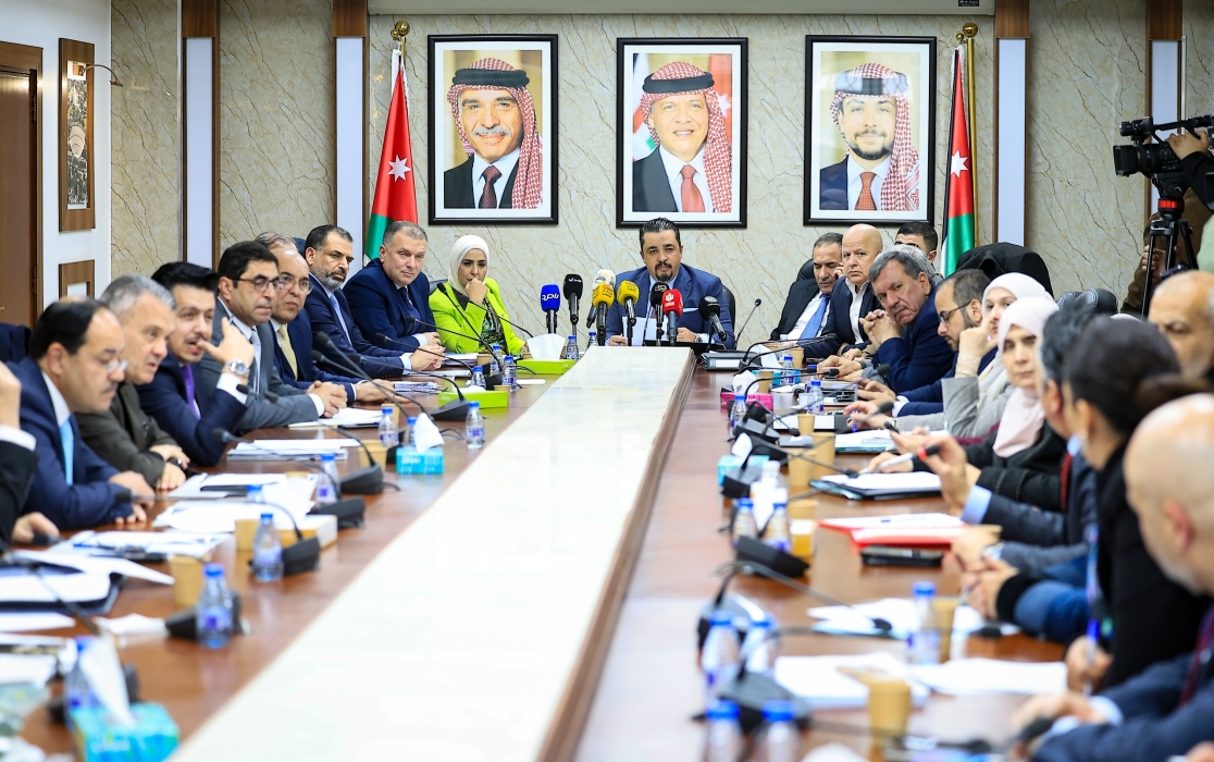 الحواري الحوار مع القطاعين المصرفي والأعمال يعزز جودة تعديلات قانون الضمان الاجتماعي