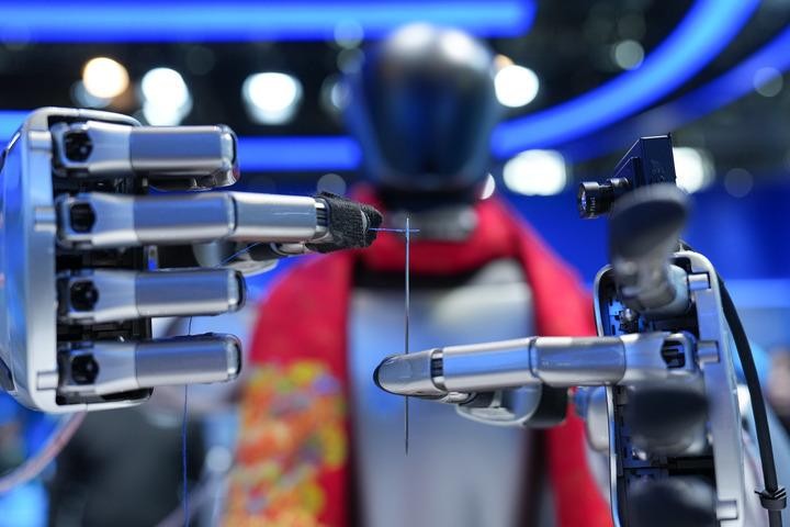 High-level forum highlights Chinas push for tech44 industrial innovation