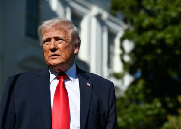 مهلة ترامب لإيران تنتهي الجمعة  ومحللون الرئيس الأمريكي سيمددها أو يتجاهل الموضوع