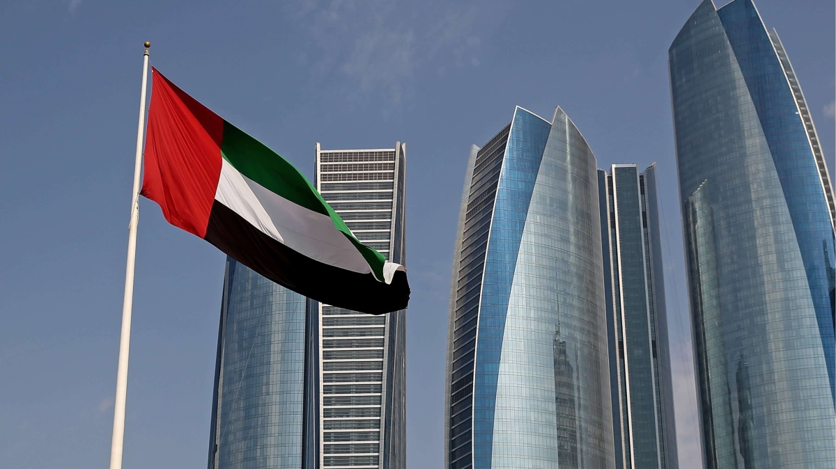 الإمارات رصد 4 صواريخ من إيران